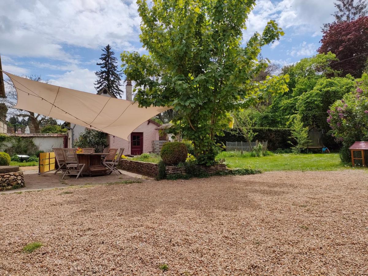 Le Calme A La Source Villa Brechamps Exterior photo